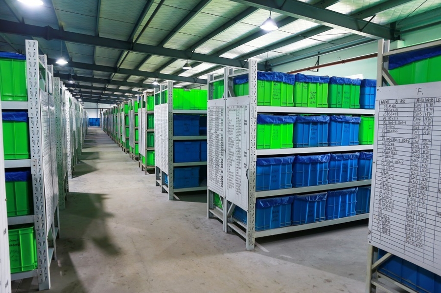Jiangsu Kunyuan Rubber & Plastic Technology Co.,Ltd خط إنتاج المصنع